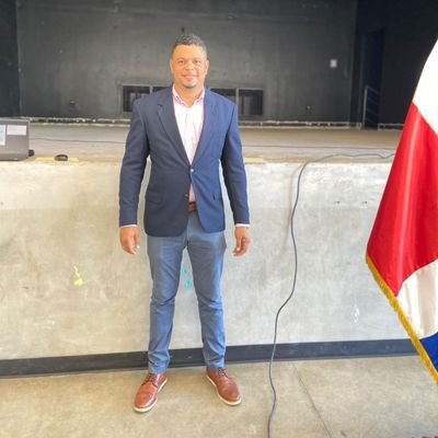 Evaluar qué decir, incluye la opción no decir nada. Enfermo con el béisbol; Medias Rojas y Licey.