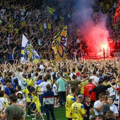 malaise47301's profile picture. 💛💙 🐍