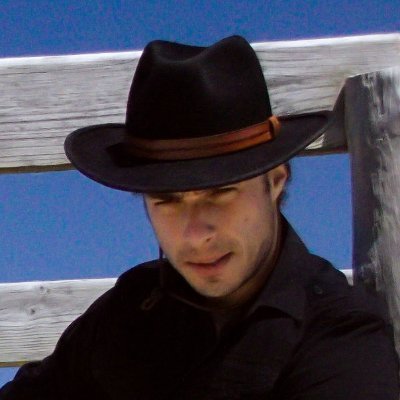 Blender pro | Filmmaker | Freelance 3D generalist/animator | Creating virtual objects and immersive worlds with Open Source Software. A Storyteller at Heart.