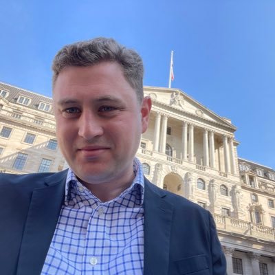 Senior business and economics journalist for @BBCNews ✍🏼. 📩 Michael.Race@bbc.co.uk | Chairman @Cumnorcricket | #NUFC