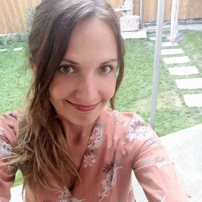 Nora_i_nora's profile picture. 