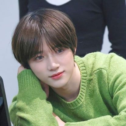 Yo no pido mucho.... solo quiero un Teahyun bias que juegue Genshin o Enstars conmigo (*T^T)