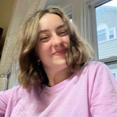 lilyguyonn's profile picture. 