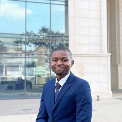 zazela_'s profile picture. Lawyer | Writer | South African

📚: Beyond Expropriation Without Compensation (Cambridge)
        In Other Stories (Karavan Press)