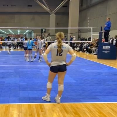 kendal_hatcher's profile picture. class of HSE 2028 / 5’6 DS/L / 4.0 GPA / *parent managed*