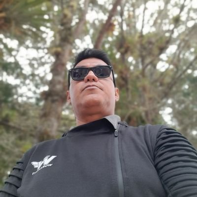 Imprudencer con alergia al comunismo. NeoCapitalista o Seguidor de la libre empresa con RSE. A Dios rogando y con el mazo🥒 dando🍑😛. Librepensador al 100%.🤓