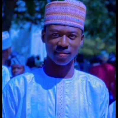 Naija Nationality 🇳🇬
Proud 2 be Muslim ☪️
Real Madrid ❤💚⚽️
Cr7 legend ⚽️👞🦶
May Allah give my enemies long life 2 see my success 🙌