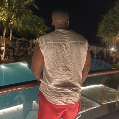 Yvan vient d’être notifié que vous avez regardé son profil