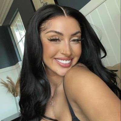 Angel8014635483's profile picture. 