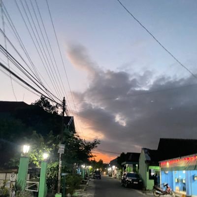 btngkp's profile picture. be brave but don't be stupid
| crypto obsessed 
| information systems |