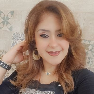 أنا لا اتقاسم الشئ😔 اما ان املكه وحدى او اتركه لغيرى🤷