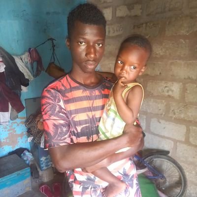 landingcam54884's profile picture. I'm 21 living with my younger siblings, and I am the elderly of my family. I take care of them every day and night.