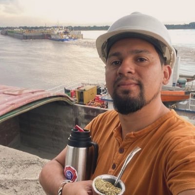 Futuro Ing informático, Cerrista de Corazón, 32 años, La vida es el mejor regalo de Dios, Papi de Basthian y Guada , Mi gran sueño es viajar en moto!!