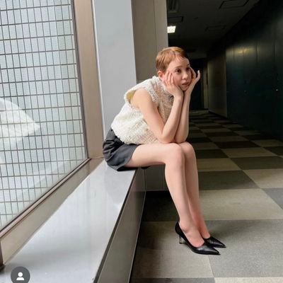 moca_star2206's profile picture. 30代│無言フォロー〇│TOPIK6금│韓国スキンケア│いいと思ったものはシェア│言語学について呟きます🇬🇧🇹🇭🇰🇷│𝒂𝒎𝒃𝒂𝒔𝒔𝒂𝒅𝒐𝒓  ~26.1FULLY ~26.3ALFACE ~26.5COSRX~