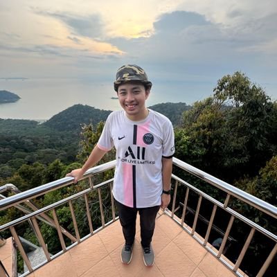 just_sairy's profile picture. Travel 🧭 | Hiking 🗻 | Running 🏃‍♂️ | Pasta lover 🍝 | Peminat Utama @confusion_naifa