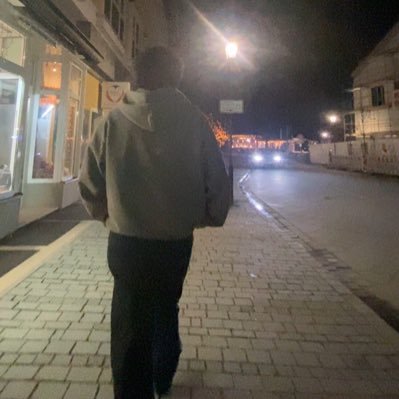 v1kwes's profile picture. 