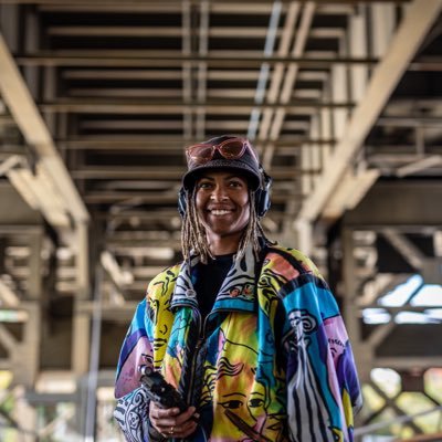 a most avant-garde DJ. (pickle)BALLER #💦💦💦 #dripsntipsonly #divein