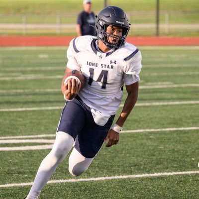 AidanRatcliff25's profile picture. Lone Star HS(TX)|6’1|190lbs|c/o 2025|QB,LS|