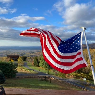 Middle of the road Conservative ▫️United we Stand, Divided we fall ▫️ MAGA 🇺🇸❤️🤍💙 We can make a difference