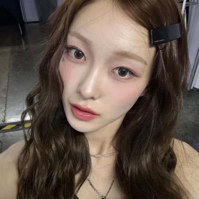 ୨୧ ┈ tae, iu, jennie, dreamnote, lssfm, baemon, katseye! ૮ ◜ᵕ◝ ✿ ა