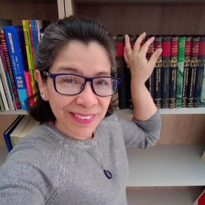 Mujer menos joven y contando... Mamá Bibliotecaria📚 Voluntaria activa Adicta a leer Viajar Teatro Kdramaholic Poesía Foto aficionada Reír Uso del Sentido Común