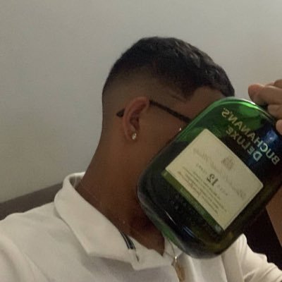 Que Deus te dê em dobro tudo que deseja a mim. 🍾