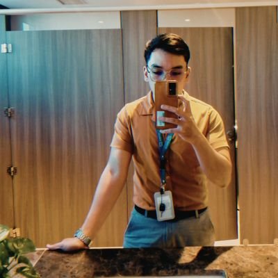 andreeeivc's profile picture. 