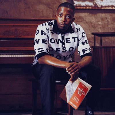 Rori_Teddy's profile picture. GOD 🙏

Spiritual Person