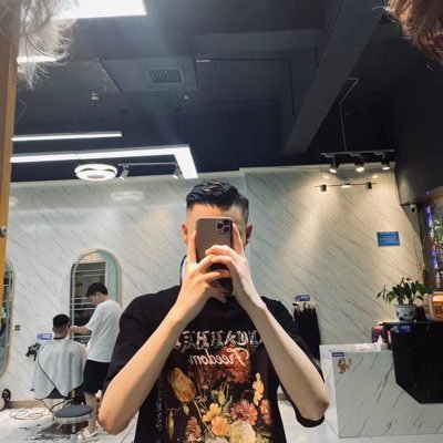 Web3Blockc16739's profile picture. 经历丰富，无法简介