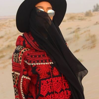 HumayrahHumi's profile picture. 
