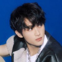 코미 (@lcomnii) 's Twitter Profile