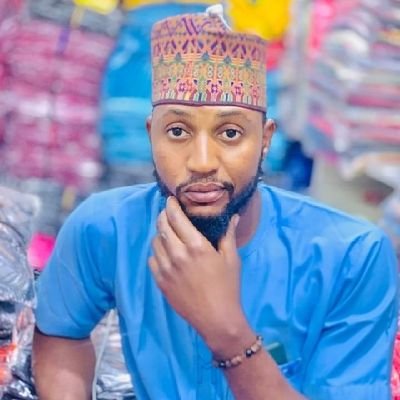 Hausa/Fulani.Politician/Entrepreneur.Economists.Community https://t.co/A8YTbn7xQP Addict.Simple,Jovial,Integrity//#Halamadrid. ⚽💪
