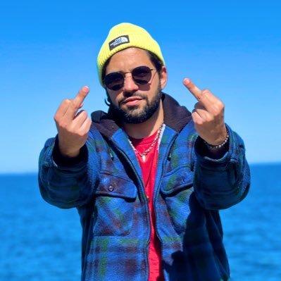 leafar_op's profile picture. Geralmente escrevo e de vez em quando desenho. 
Não sou responsável pelo meu eu-lírico.
RJ - SC