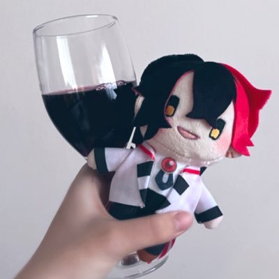 義務教育終了済↓18┊︎お取引回数200⤴︎︎︎┊︎浮上≠返信┊︎🔗必読