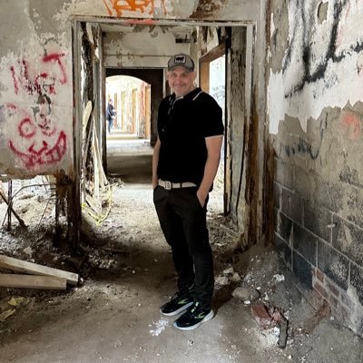 quinnradio's profile picture. “I only hang out with you because of the suffocating weight of our history”