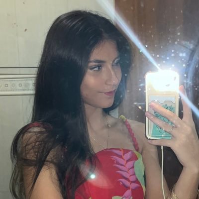 Meu crime não é ser linda, meu crime é amar demais