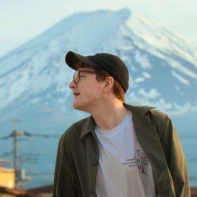 Keepsake is Richard Caddock || Musician & Producer || Samples : @orbitsounds contact@imkeepsake.com