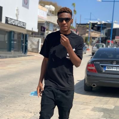 AnihPromise's profile picture. We live once,if you do it right;Once is enough