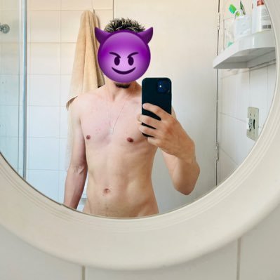 passivozns's profile picture. Passivo novinho que gosta de caras maduros. vamos fazer algo? Chama na DM.