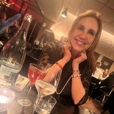 holgado_diana's profile picture. Argentinian in London with Spanish republican routes. Genetation x