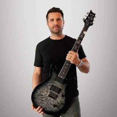 Passionate musician, T.V. Editor and entrepreneur. Co-founder of https://t.co/PrYtY6CRZm and https://t.co/vMz1tPEQKE
