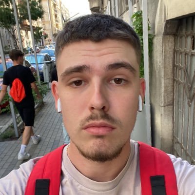 a_2boy's profile picture. 21 | @LFC