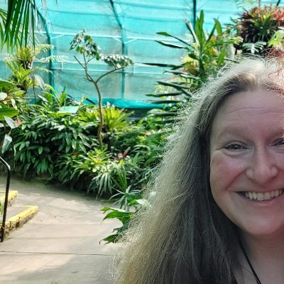 IMDB Writer. Former cat slave. Lover of tea, bad jokes, good books, travel & sniggers. (No unrequested DMs and fight for our NHS, please. Everyone needs it.)