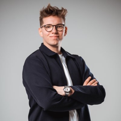🇩🇪 24 y.o. Team Manager @BIGCLANgg Contact & Inquiries to: finnluca.wettern@bigleet.com or via Twitter DM's