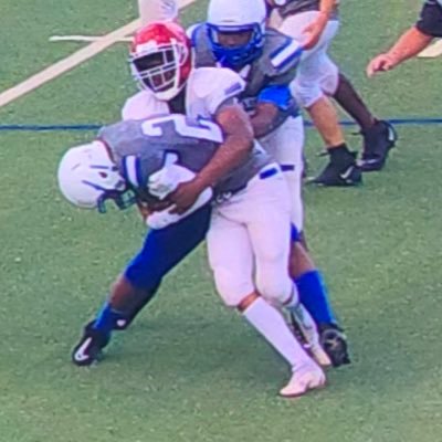 6’0/ 216 Pound Defensive End/ |@South Garland Hs| Class Of 26’/ 3.2 Gpa/ #77