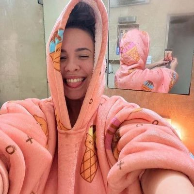 Carriesandra43's profile picture. 