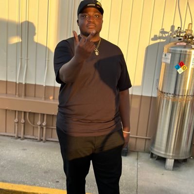 jet_royalty65's profile picture. Here for a purpose ✝️ Gocanes🙌🏿🌪 #BlackLivesMatter