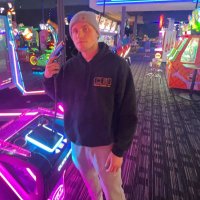 cam (@cam_vanderwal) 's Twitter Profile