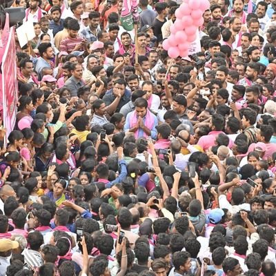 Gurusingh_13's profile picture. @ktrs  🧡
social media warrior
✌️jai Telangana, jai #KCR #ktr