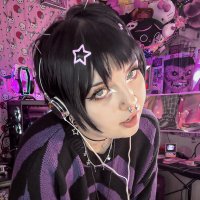 Zoe 🦇🧛🏻‍♀️(@v4mpire_doll) 's Twitter Profile Photo